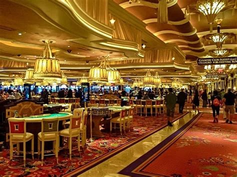 casino cambodia vietnam border|About Le Macau.